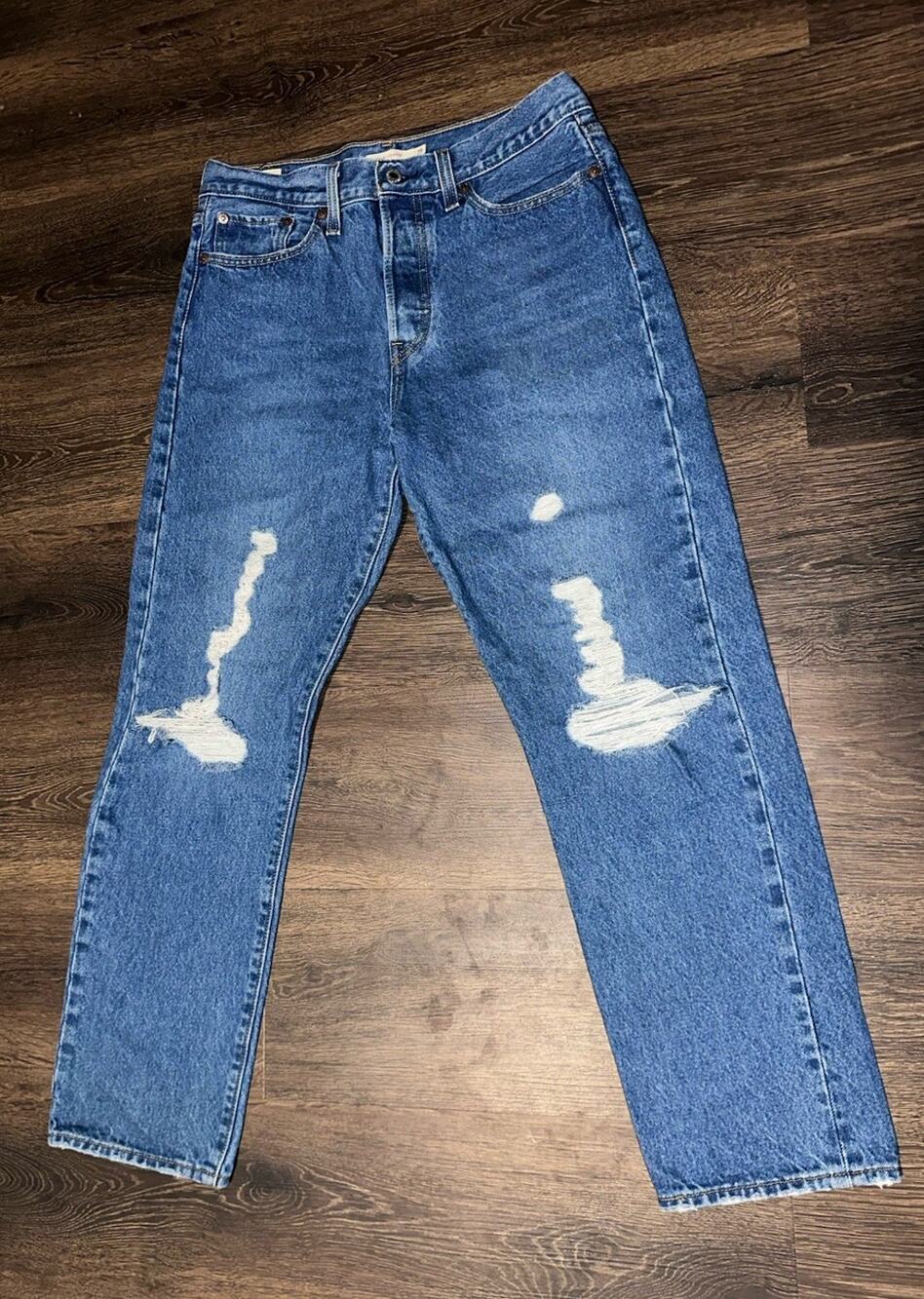 Levis Jeans 29X28 Big E Premium Wedgie Straight High Rise Button Fly Y2K Distres